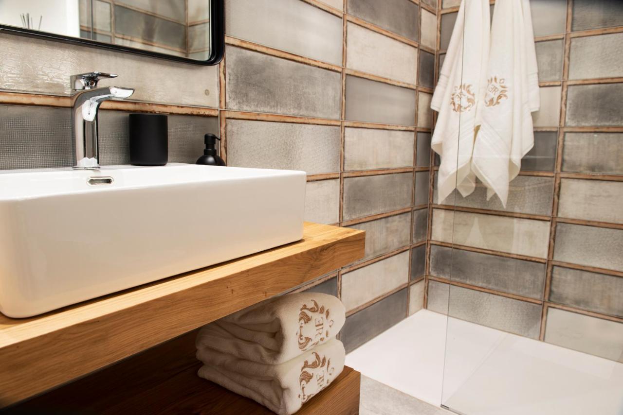 Elegance Room - Aparta & Suite - Automatized Apartment Bassano del Grappa Exterior foto